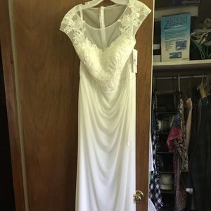 David’s Bridal wedding Dress